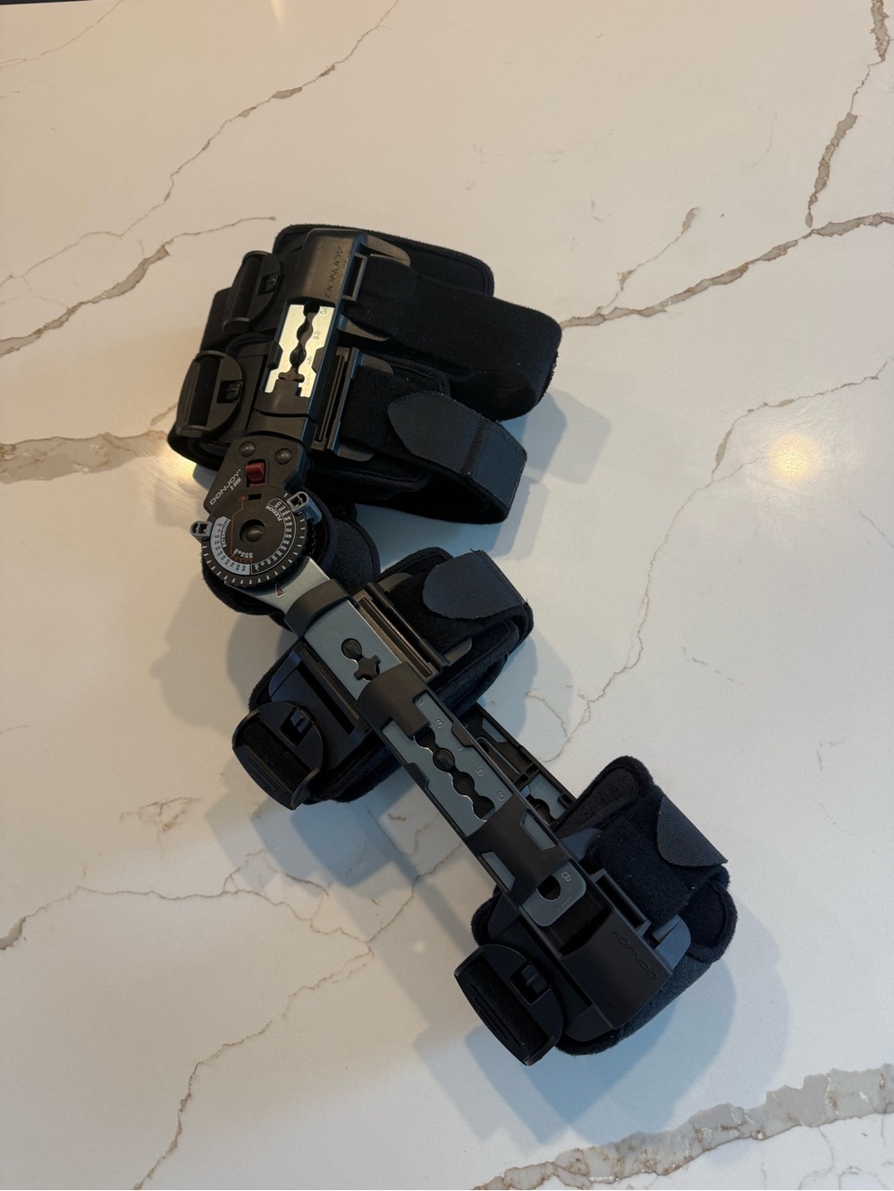 DonJoy Adjustable Recovery Knee Brace